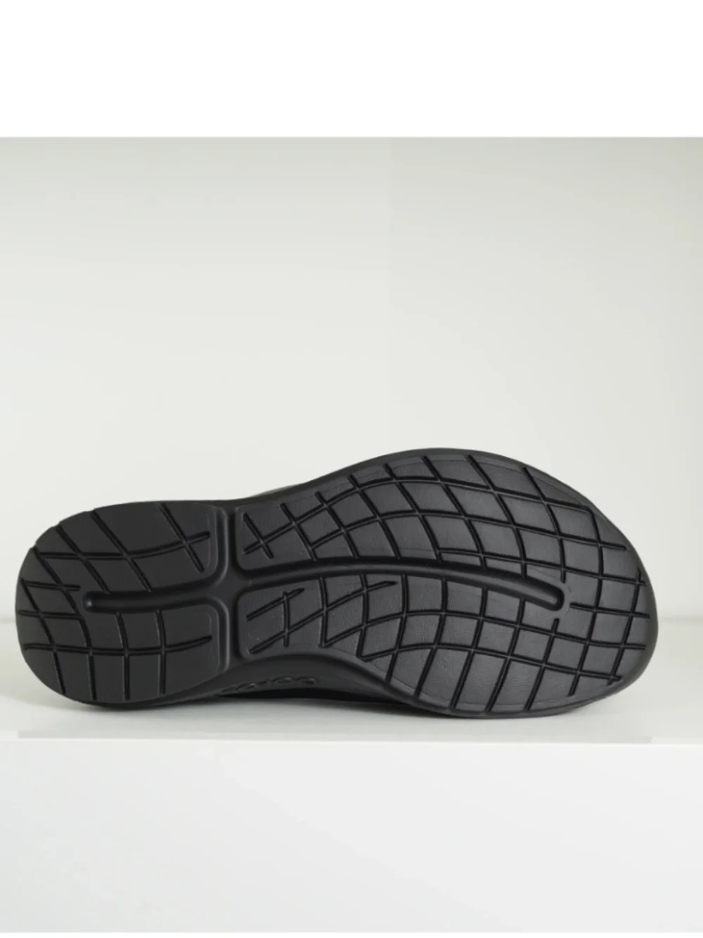 $149 Oofos Mens Oomg Sport Low Black Comfort Recovery Slip On Shoes 10.5 - Picture 5 of 7